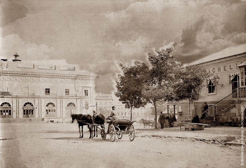 Вид на театр и Театральную площадь с Ришельевской, конец 1860-х